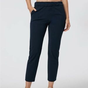 Vuori Miles Women's Navy ankle pants